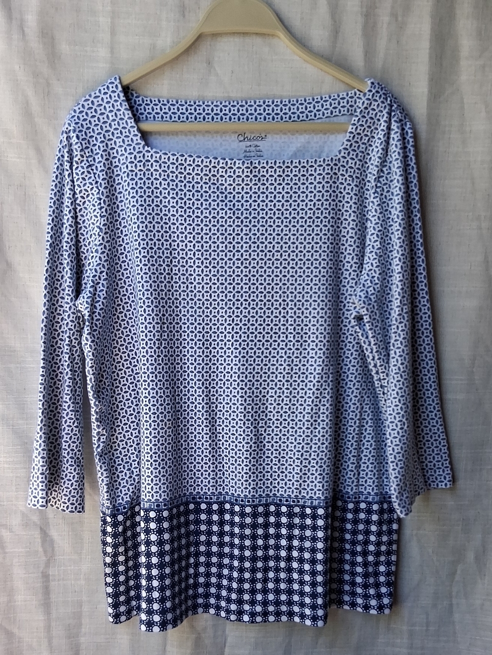 Chico's Blue and White Patterned 3/4 Sleeve Tunic Size 3 (XL)